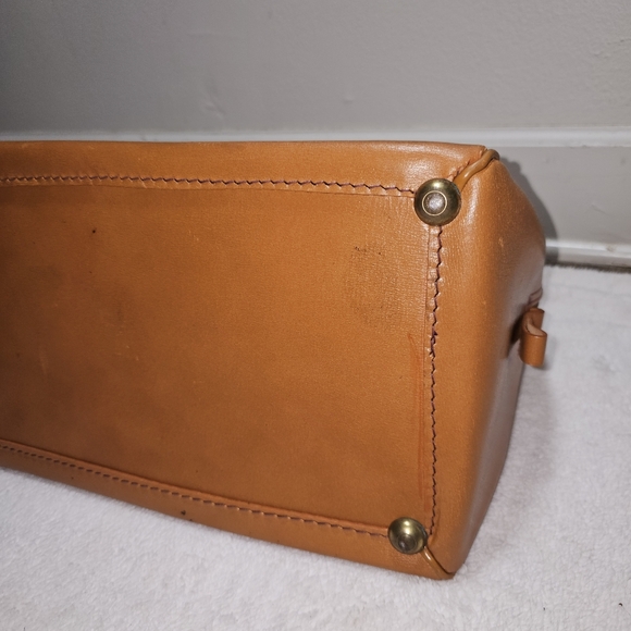 Vintage Grain Cowhide Leather brown Satchel Bag - Picture 9 of 16